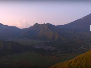 Jelajah Pesona Gunung Indonesia Timur Bersama Nissan Navara