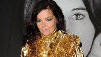 Bjork pernah menyinggung mengenai kemerdekaan Tibet yang membuatnya dilarang masuk ke China. (Foto: Getty Images)