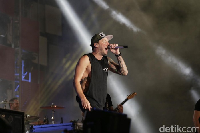 Simple Plan Aksi Simple Plan di Soundrenaline 2016