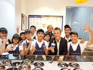 Nyam! Kini Grom Gelato Punya Rasa Raspberry dan Coconut yang Segar Enak