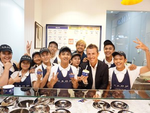 Nyam! Kini Grom Gelato Punya Rasa Raspberry dan Coconut yang Segar Enak