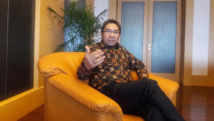 Direktur Utama Pelindo II, Elvyn G Masassya
