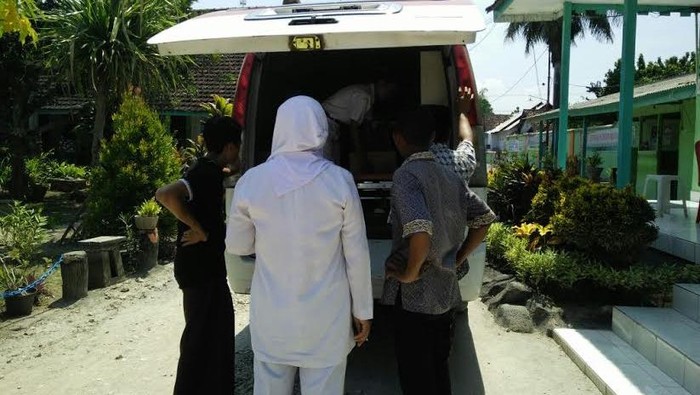 Ratusan Santri Ponpes di Jember Keracunan