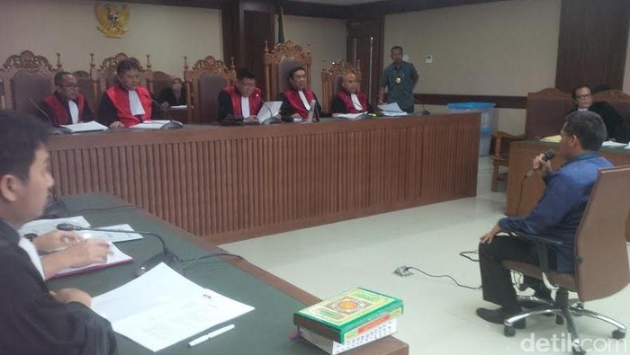 Pengacara Sebut PNS Tajir Rohadi Depresi dan Pernah Mau Bunuh Diri