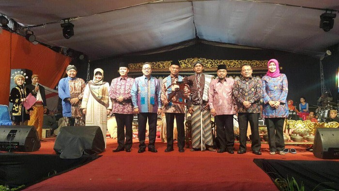 Ketua MPR Wayangan Empat Pilar, Mendikbud Jadi Dalang