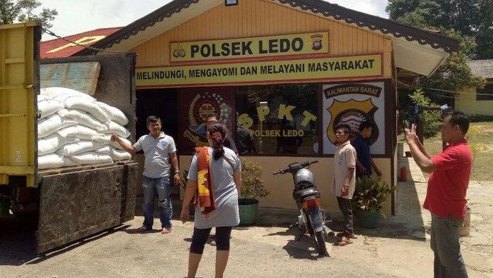 1 Truk Gula Pasir Selundupan dari Malaysia Diamankan Polisi di Bengkayang