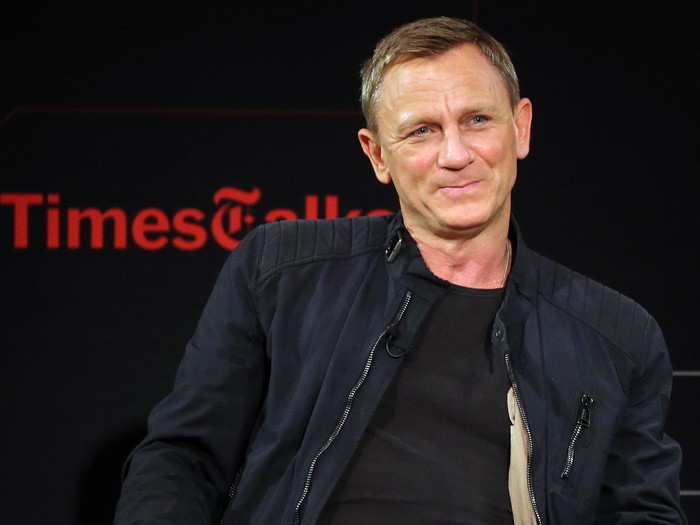 NEW YORK, NY - NOVEMBER 04:  Actor Daniel Craig chats with moderator Logan Hill during the Times Talks Presents: Spectre, An Evening With Daniel Craig And Sam Mendes event at The New School on November 4, 2015 in New York City.  (Photo by Neilson Barnard/Getty Images)