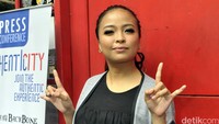 Setidaknya enam bulan terakhir, Kotak tak berjalan dengan kekuatan penuh. Melainkan dengan proyek musik bernama Kikan X Kotak sebagai solusi vakumnya Tantri pasca melahirkan. Pool/Noel/detikFoto.