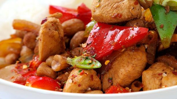  Resep Ayam Kung Pao Menu Klasik yang Tetap Asyik