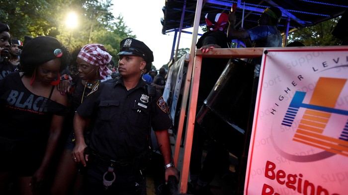 2 Orang Tewas Ditembak Saat Karnaval di New York