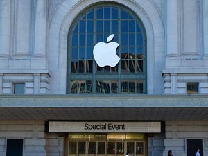 Menebak Kejutan Apple Nanti Malam