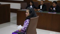 Terdakwa korupsi proyek pelebaran jalan di Maluku Utara Damayanti menghadiri sidang dengan agenda pledoi (pembelaan) di Pengadilan Tipikor, Jakarta, Rabu (7/9/2016).