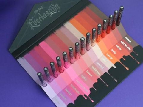 Kat Von D Stop Bisnis Makeup, Ini Alasannya
