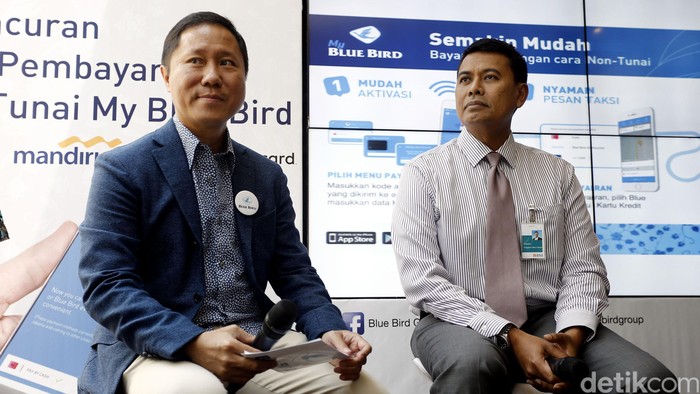 Blue bird meluncurkan sistem pembayaran non-tunai melalui aplikasi My Blue Bird di Jakarta, Rabu (07/09/2016).