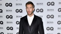 Mantan Taylor Swift itu memilih setelan jas hitam saat tampil di London, Inggris pada Selasa (6/9/2016) waktu setempat. Gareth Cattermole/Getty Images/detikFoto.