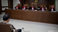 Sidang Edy Nasution dipimpin ketua majelis hakim Supeno.