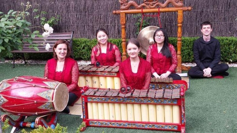 Pagelaran Gamelan Sambil Menikmati Rujak di Melbourne Pagelaran Gamelan Sambil Menikmati Rujak di Melbourne