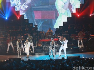 Konser Kolaborasi Apik DEssentials of Groove