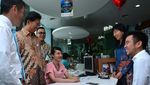 Dirut Bank Mega Sapa Nasabah