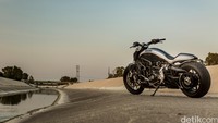 Motor didesain secara total oleh Roland Sands. Foto: Roland Sands Design