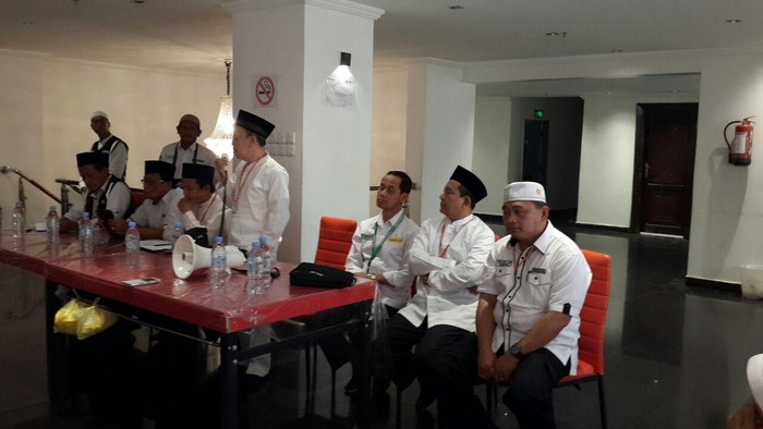 Bimbingan Ibadah dan Kesehatan dari Para Amirul Haj untuk Jemaah