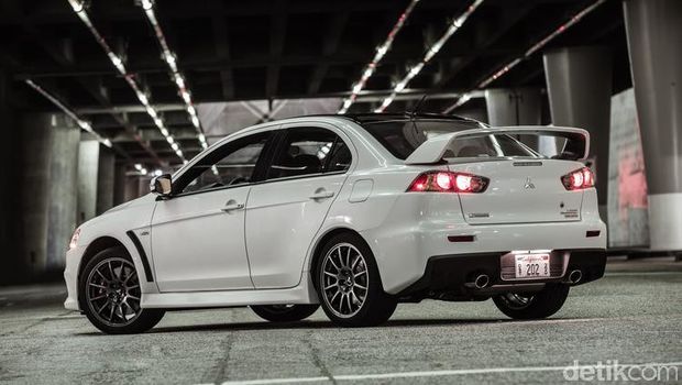 Mitsubishi Lancer Final Edition
