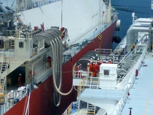FSRU Lampung Kembali Serap Kargo LNG Kelima dari Tangguh