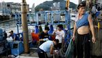 Saktinya Nelayan Taiwan, Menjala Ikan Pakai Api!