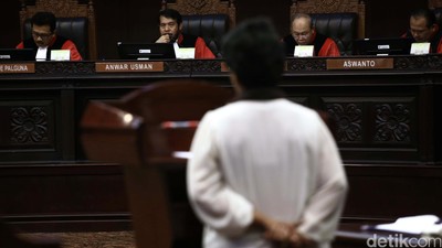 MK Gelar Sidang Gugatan Pasal 284 KUHP