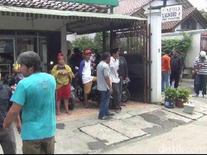 Gagalkan Pencurian Motor, Bapak dan Anak Terluka Ditusuk Pelaku