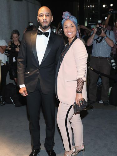 Alicia Keys dan suaminya.