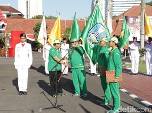 Gubernur Jatim Lepas 1.095 Atlet dan Official PON
