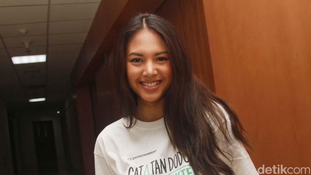 Aurelie Moeremans Malu Jika Filmnya Ditonton Ello