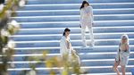 Klan Kardashian Eksis di Fashion Show, Wulan Guritno Tetap Awet Muda