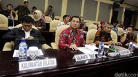 Rapat kerja membahas pembangunan di Kalimantan.