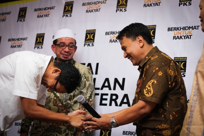Tim Anies-Sandi: Warga Jakarta Tak Takluk pada Sembako dan Uang