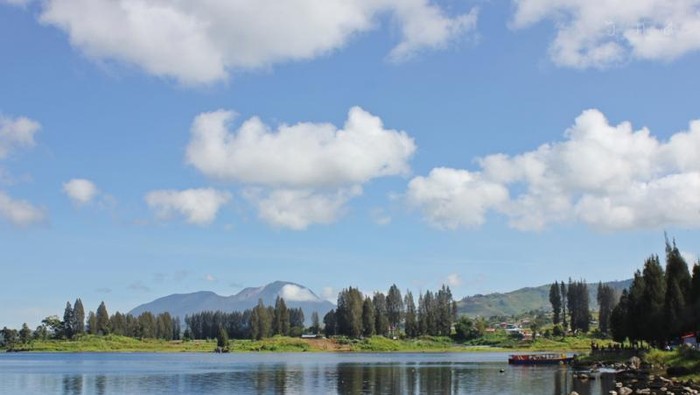 Danau di Padang
