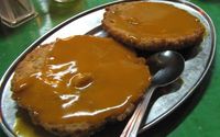 Sekali-sekali Makan Fu Yung Hai yang Gurih Bersaus Asam Manis di sini!