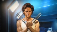 Hugh Jackman alias Wolverine pamer cakar besinya.