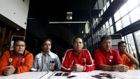 Sebelumnya DKI Jaya menargetkan 7 emas. Namun, kemudian direvisi menjadi 4 emas. Hal itu disampaikan Ketua Forki DKI Jaya, Dody Rahmadi Amar dalam jumpa pers.