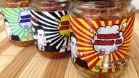 Sambal Abang 88 punya racikan sambal pedas menyengat. Dijual melalui Instagram @sambalabang88, terdapat pilihan Sambal Bawang, Tuna Suwir Rica, Cumi Asin Pedas dan Jambal Asin Pedas.