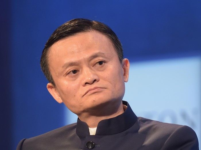 NEW YORK, NY - SEPTEMBER 29: Jack Ma, Executive Chairman of Alibaba Group smiles on stage at the closing session of the Clinton Global Initiative 2015 on September 29, 2015 in New York City.  (Photo by JP Yim/Getty Images)
