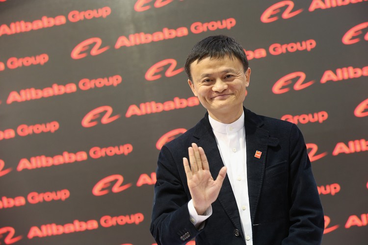 NEW YORK, NY - SEPTEMBER 29: Jack Ma, Executive Chairman of Alibaba Group smiles on stage at the closing session of the Clinton Global Initiative 2015 on September 29, 2015 in New York City.  (Photo by JP Yim/Getty Images)