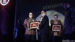 Penghargaan The Best Bank in Retail Banking Service