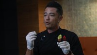 Dilanjut ada demonstrasi dari Celebrity Chef yakni, Sherson Lian dari Asian Food Channel yang membuat candied duck.