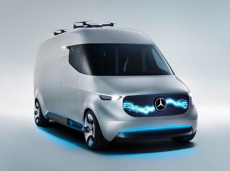 Tampang Mobil Otomatis Berbentuk Van Milik Mercedes-Benz