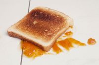 Ini 6 Kebiasaan Sepele Soal Makanan yang Berbahaya Untuk Kesehatan! 