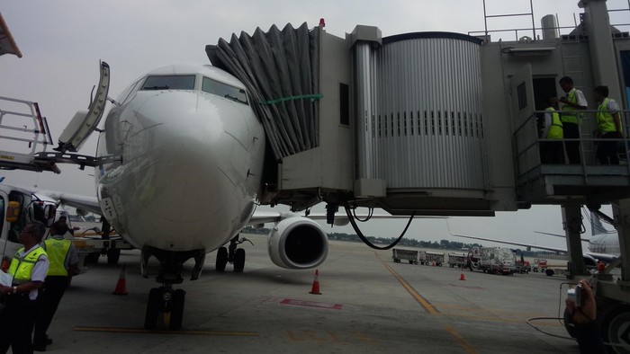 Mabuk, Bule Bolivia Diturunkan dari Pesawat di Bandara Yogya