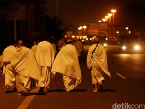 Video: Badai Terjang Arafah, Jemaah Indonesia Aman