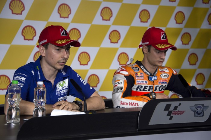 KUALA LUMPUR, MALAYSIA - OCTOBER 25:  Jorge Lorenzo of Spain and Movistar Yamaha MotoGP and  Dani Pedrosa (R) of Spain and Repsol Honda Team look on during the press conference at the end of the MotoGP race during the MotoGP Of Malaysia at Sepang Circuit on October 25, 2015 in Kuala Lumpur, Malaysia.  (Photo by Mirco Lazzari gp/Getty Images)
